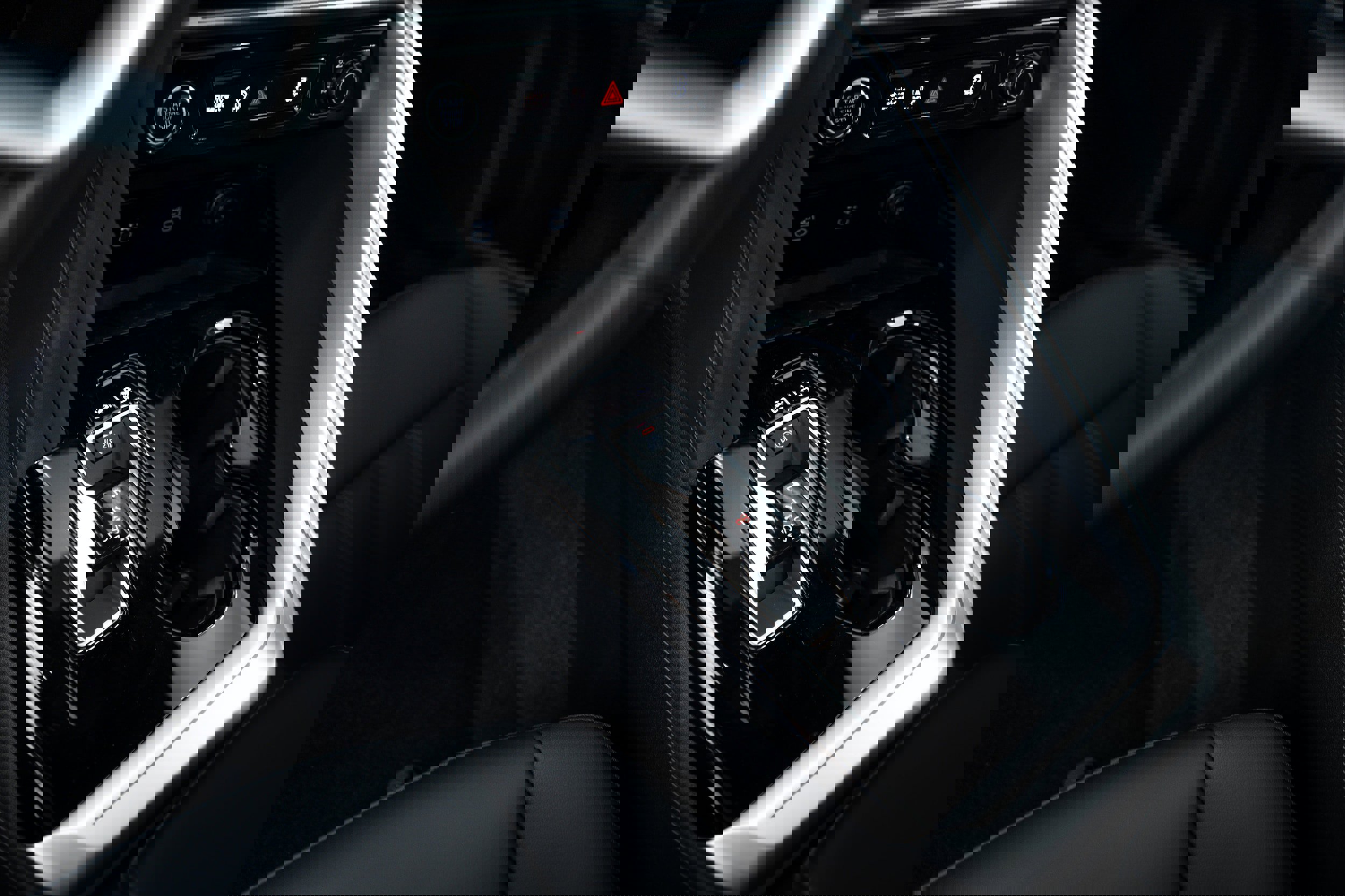 New 2025 Audi Q5 Premium Plus image 14