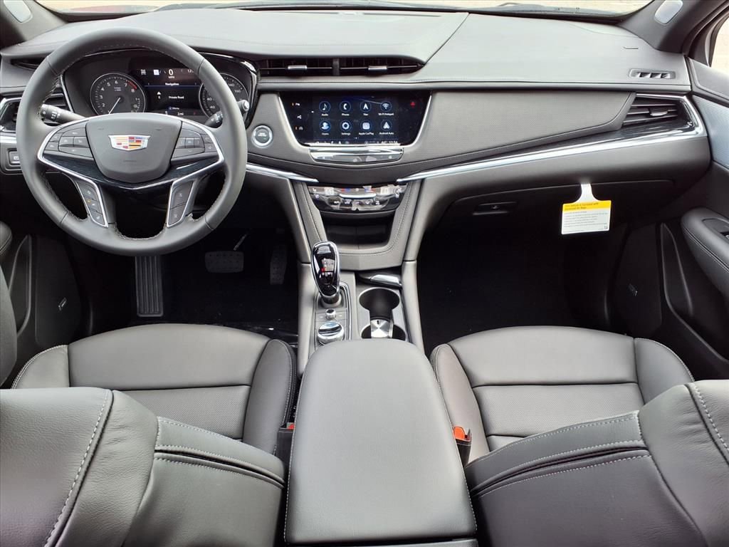 New 2026 Cadillac XT5 Premium Luxury w/ Driver Assist Package AWD/4WD image 9