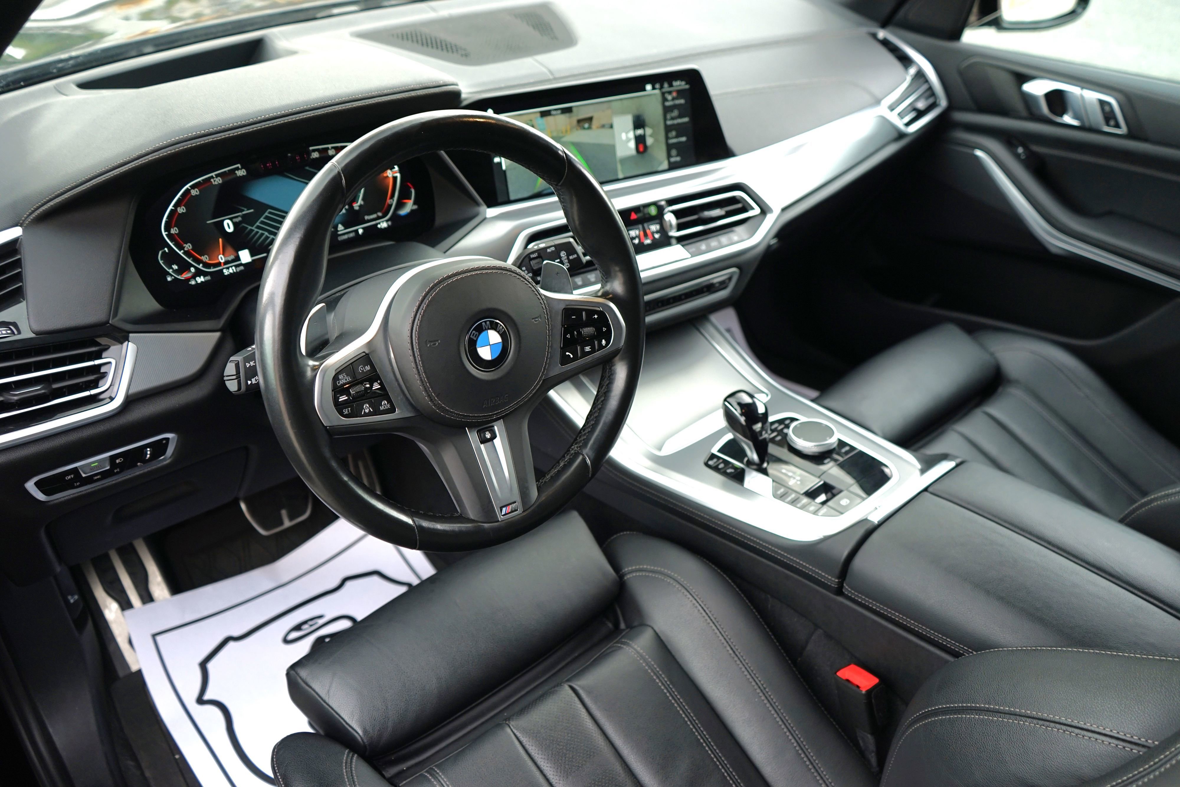 Used 2022 BMW X5 xDrive40i w/ M Sport Package AWD/4WD image 15