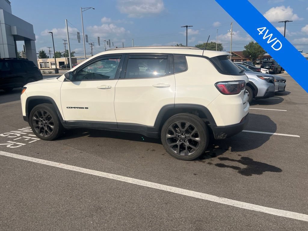 Used 2021 Jeep Compass Latitude w/ Sun and Sound Group AWD/4WD image 4