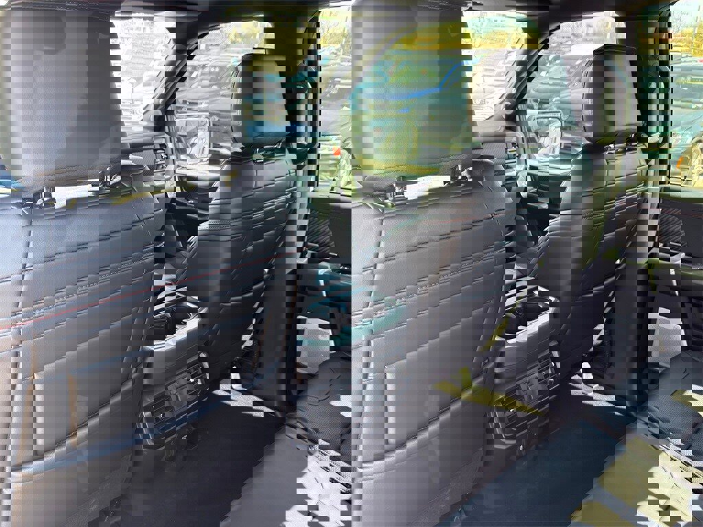 Used 2025 Ford F150 Raptor image 37