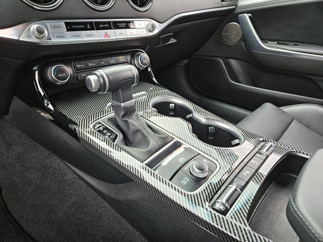 Used 2021 Kia Stinger GT1 image 23