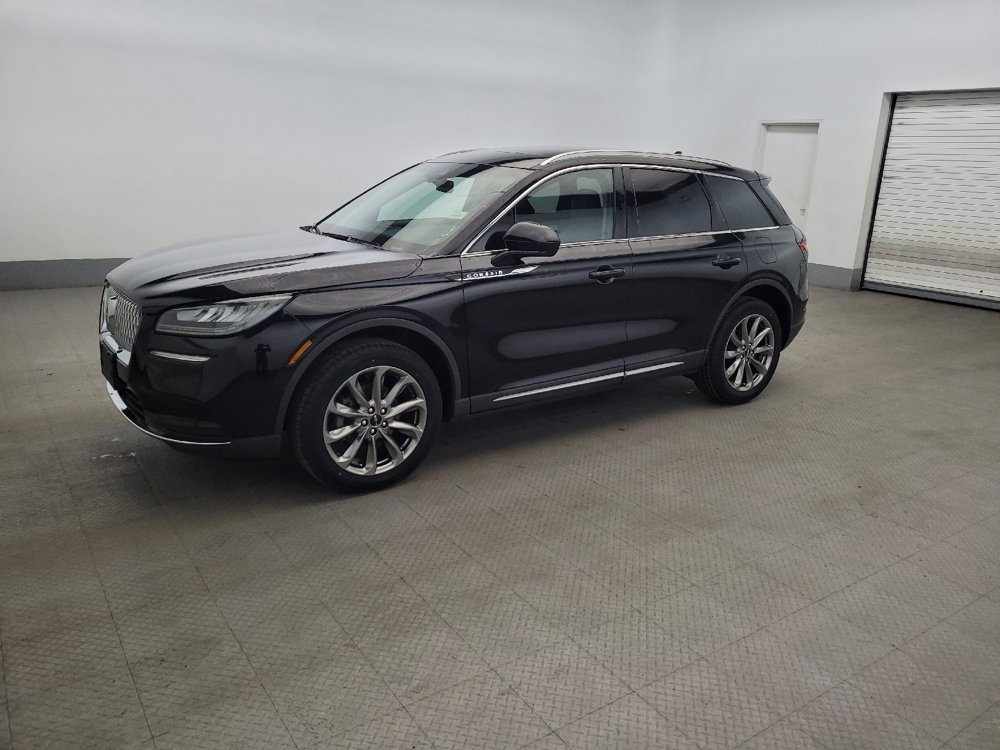 Used 2022 Lincoln Corsair AWD w/ Premium Package image 2