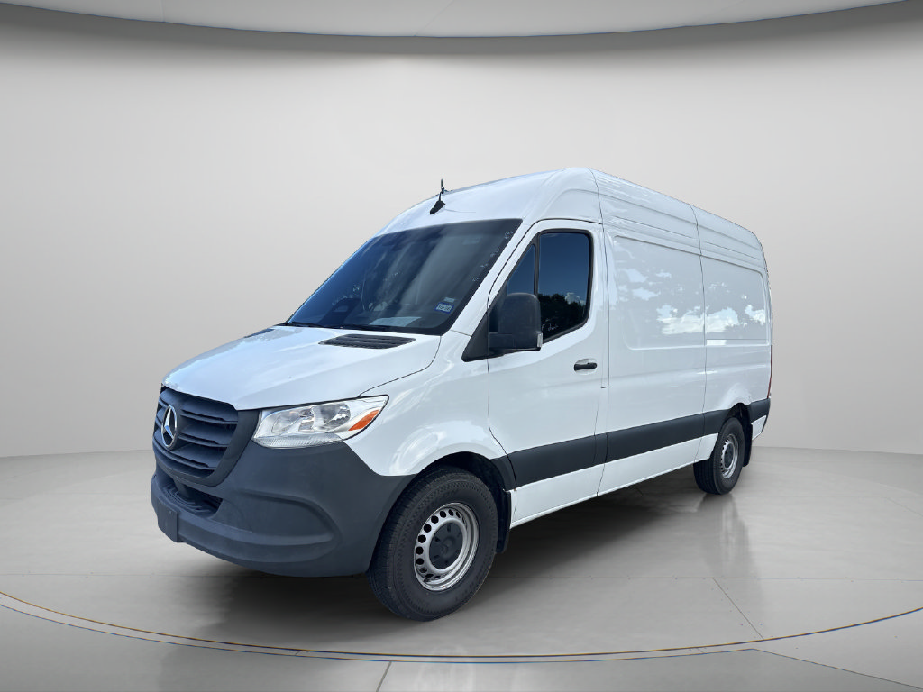 Used 2025 Mercedes-Benz Sprinter 2500 image 3