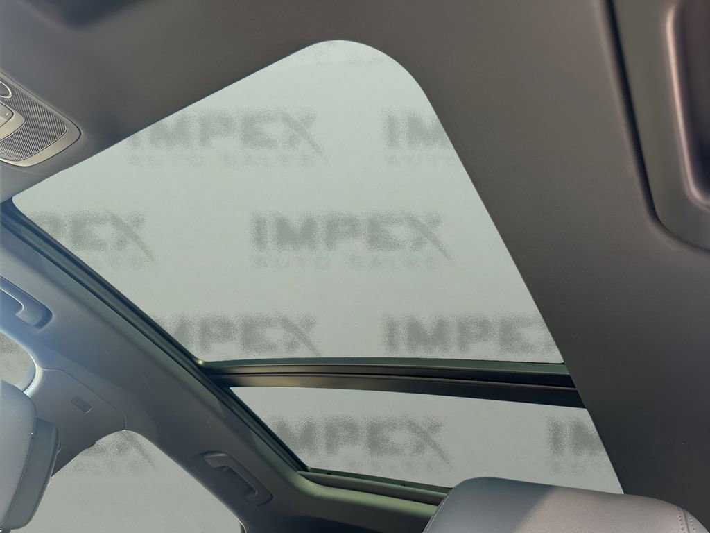 Used 2025 Audi Q3 2.0T Premium image 11