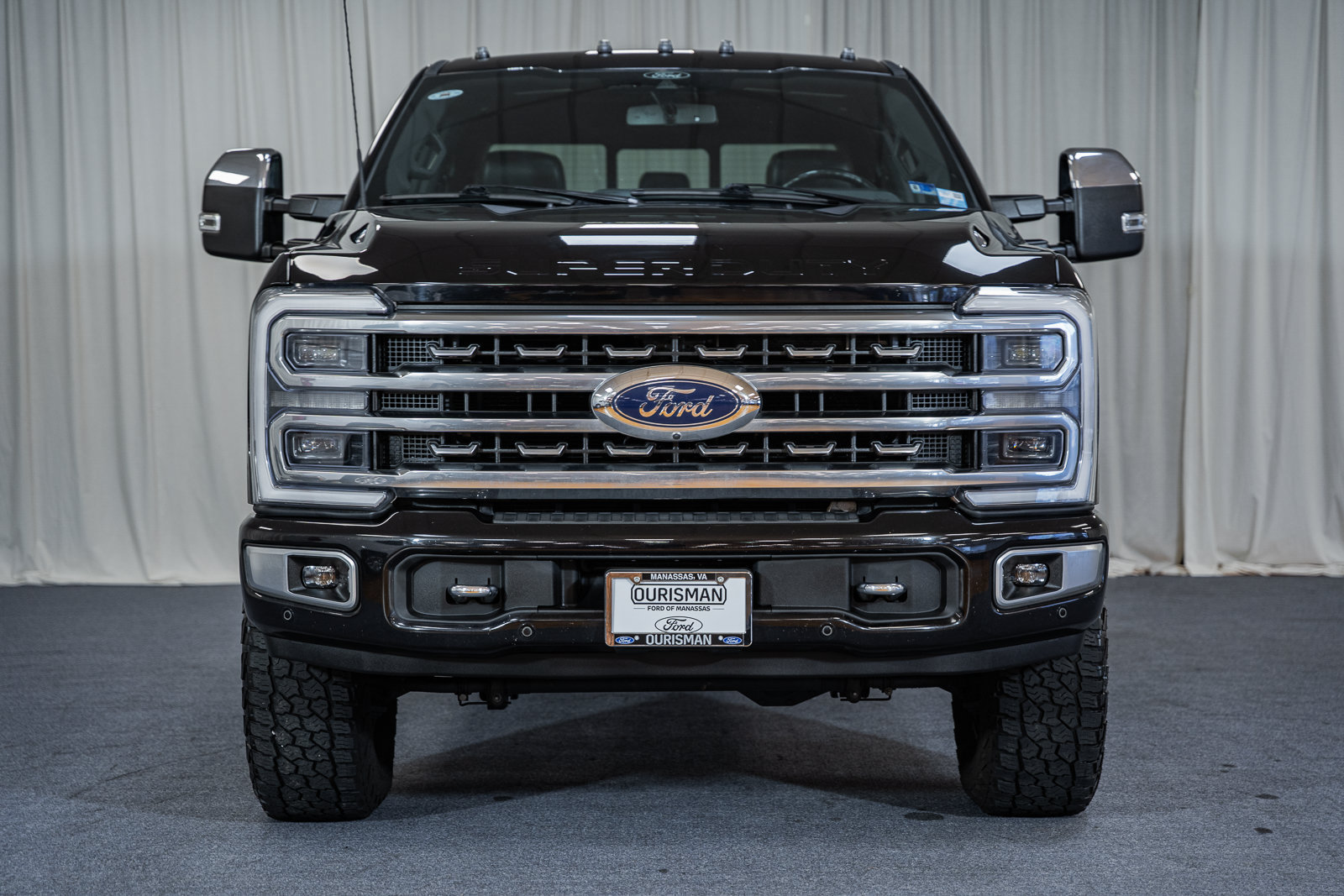 Used 2024 Ford F350 Platinum w/ Tremor Off-Road Package AWD/4WD image 2