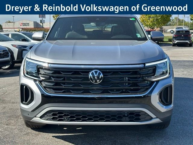 New 2026 Volkswagen Atlas Cross Sport SE image 2