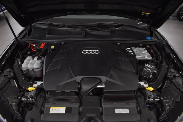 Used 2023 Audi Q7 3.0T Premium w/ Convenience Package AWD/4WD image 29