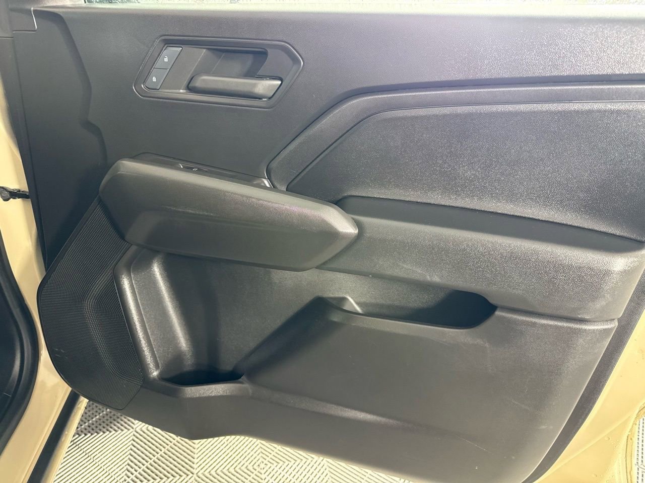 Used 2023 Chevrolet Colorado W/T image 28