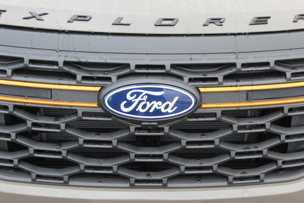New 2027 Ford Explorer Tremor w/ Tremor Convenience Package AWD/4WD image 9