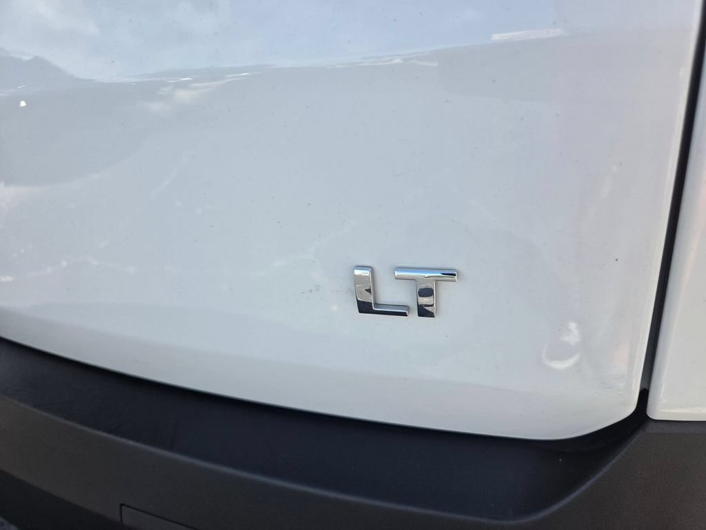 Used 2023 Chevrolet Traverse LT FWD image 13