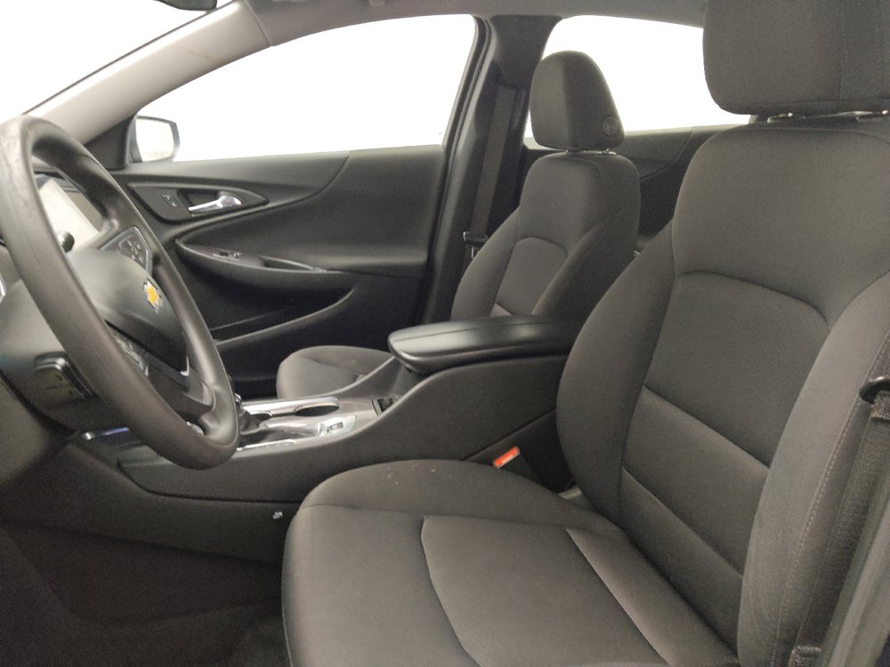 Used 2022 Chevrolet Malibu LT image 17