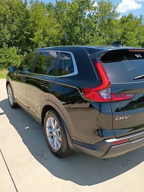 Used 2024 Honda CR-V EX-L image 7