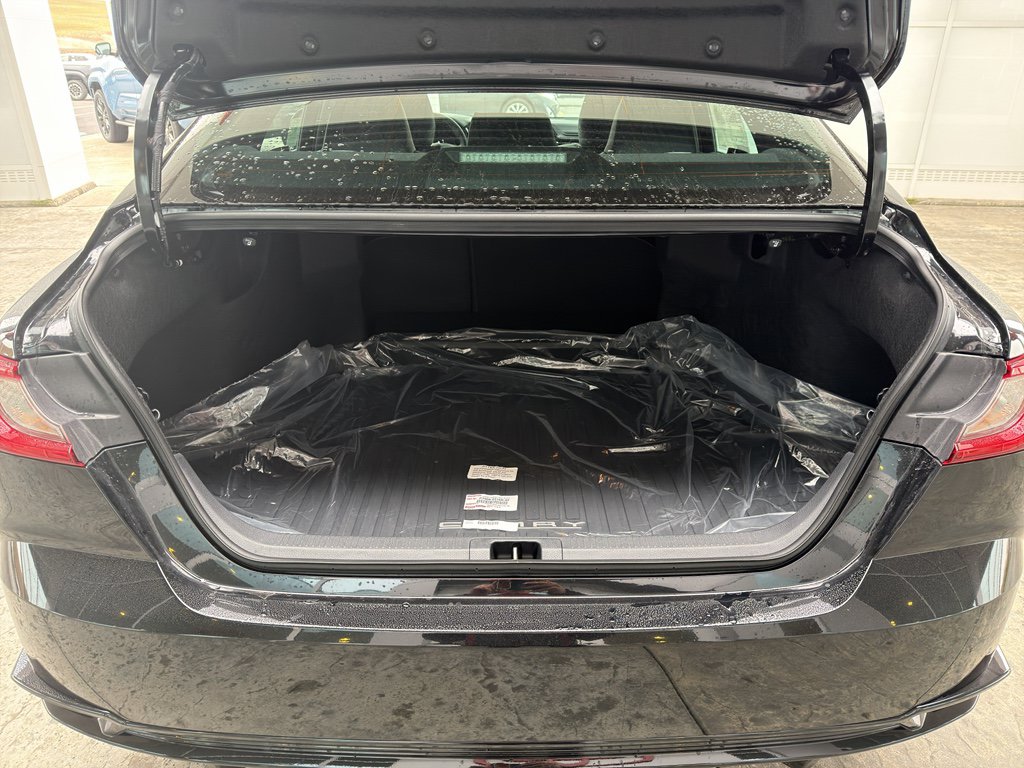 New 2026 Toyota Camry Hybrid w/ Multimedia Upgrade Package AWD/4WD image 28