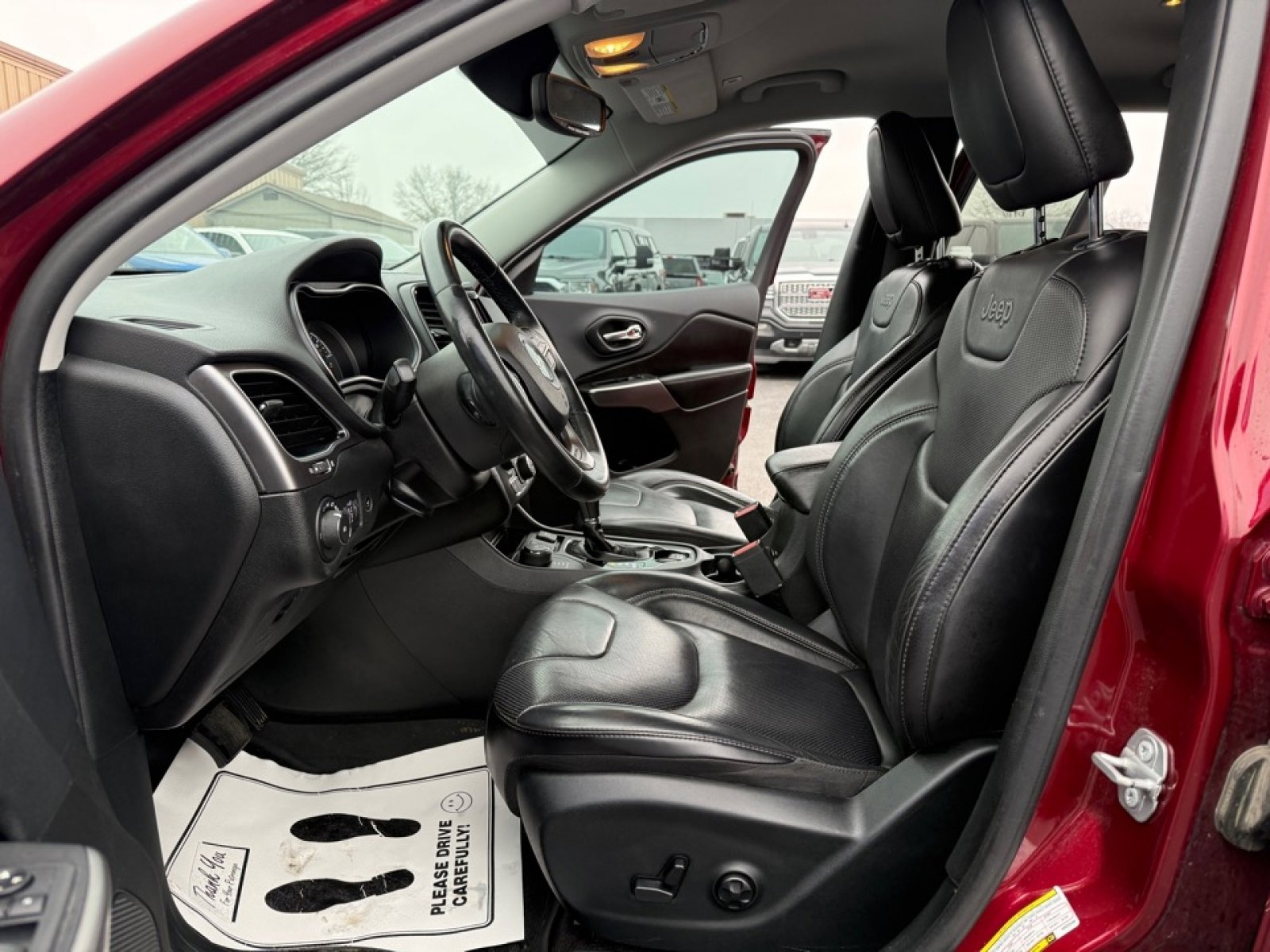 Used 2019 Jeep Cherokee Limited w/ Luxury Group image 10