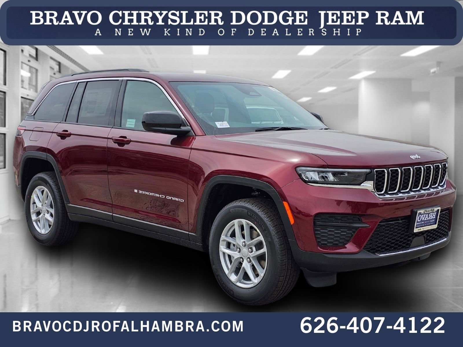 New 2026 Jeep Grand Cherokee Laredo RWD image 1