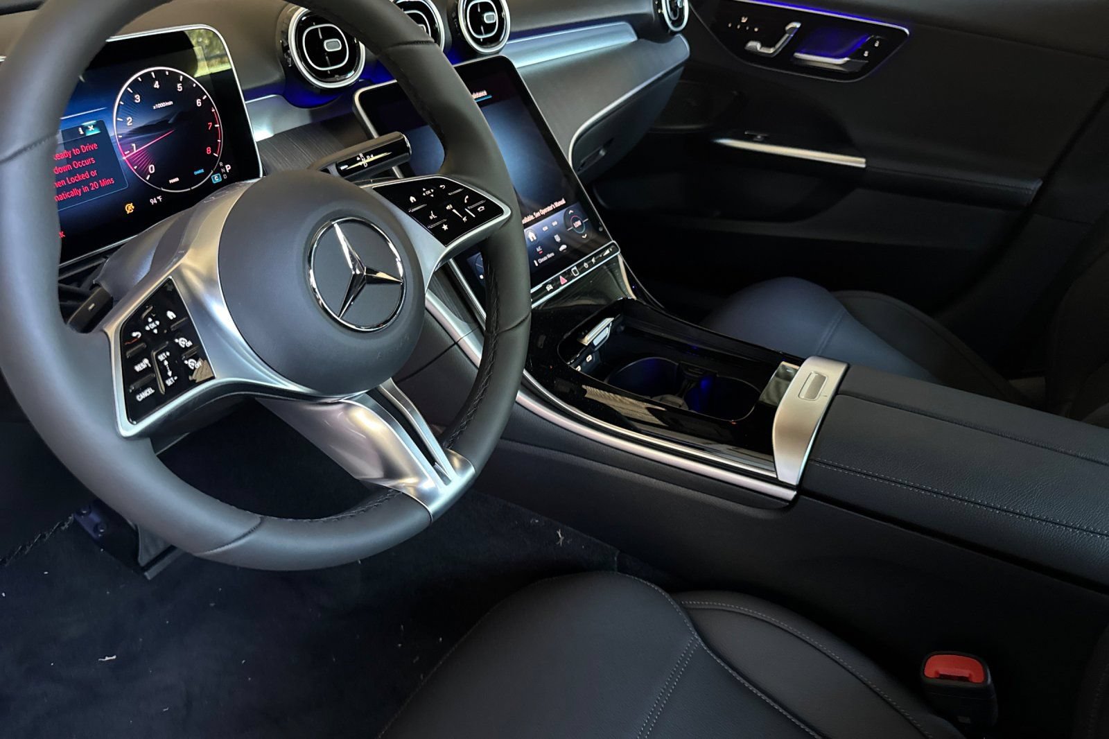 New 2025 Mercedes-Benz C 300 4MATIC Sedan image 10