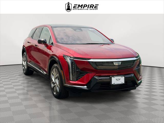 Used 2025 Cadillac Optiq Luxury 1 w/ LPO, Floor Liner Package AWD/4WD video 1