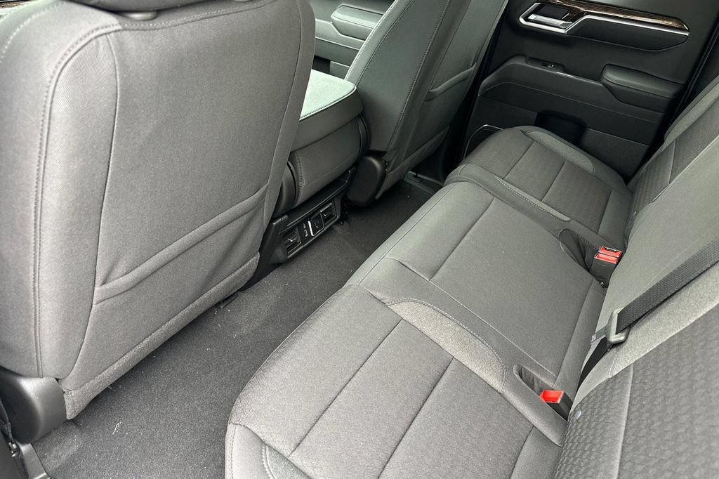 New 2026 GMC Sierra 1500 SLE w/ Preferred Package AWD/4WD image 9