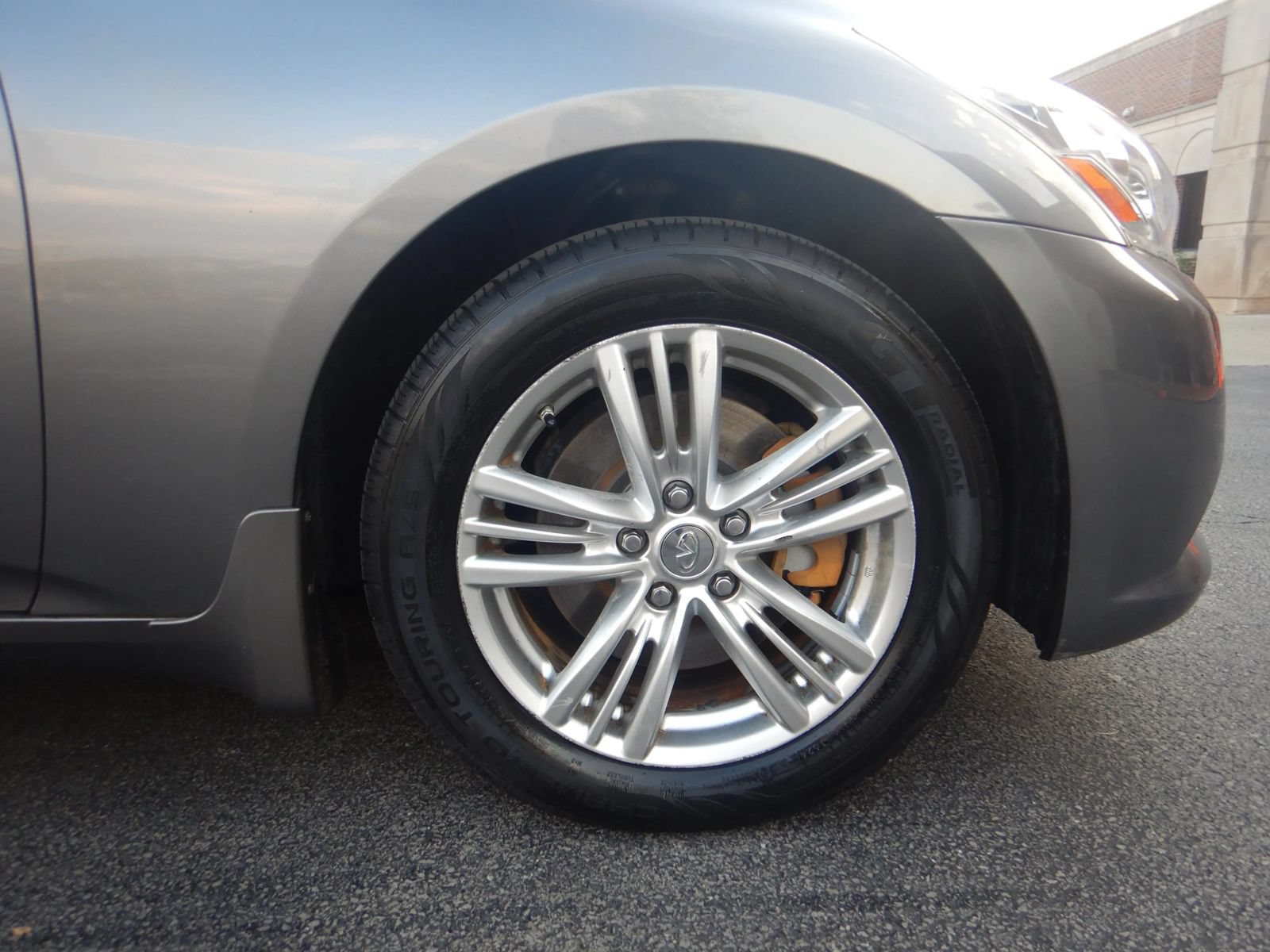 Used 2013 INFINITI G37 x Sedan w/ Premium Pkg AWD/4WD image 27