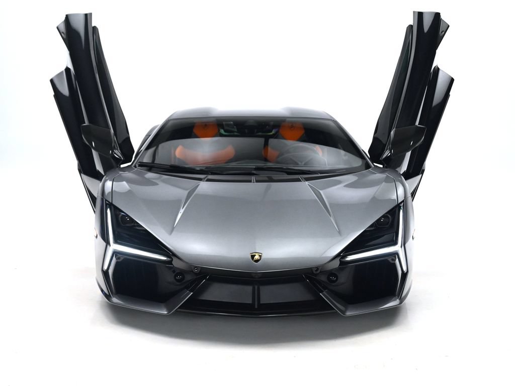 Used 2026 Lamborghini Revuelto AWD/4WD image 9