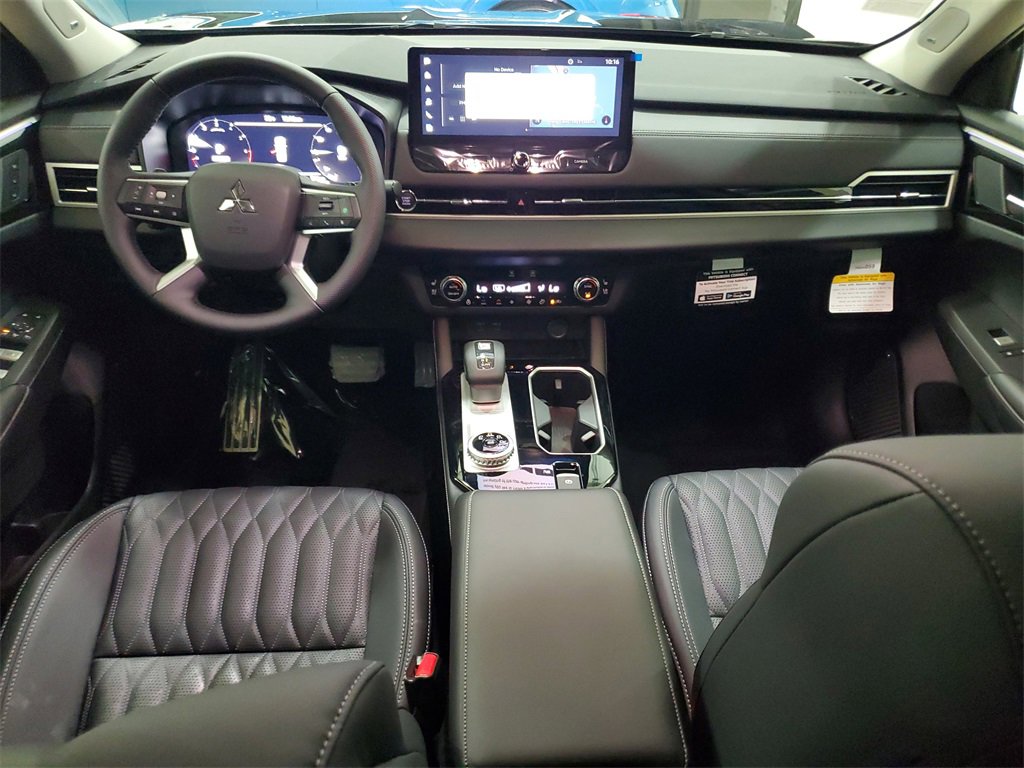 New 2025 Mitsubishi Outlander SEL image 17
