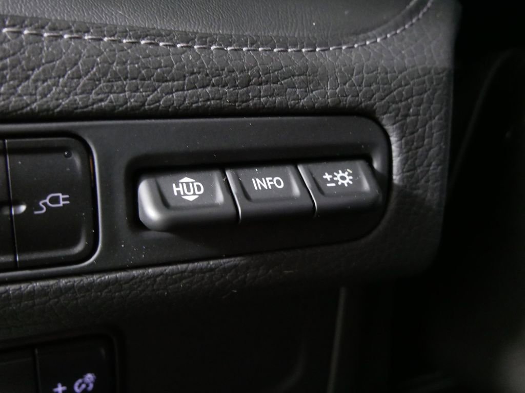 Used 2021 GMC Yukon Denali image 17