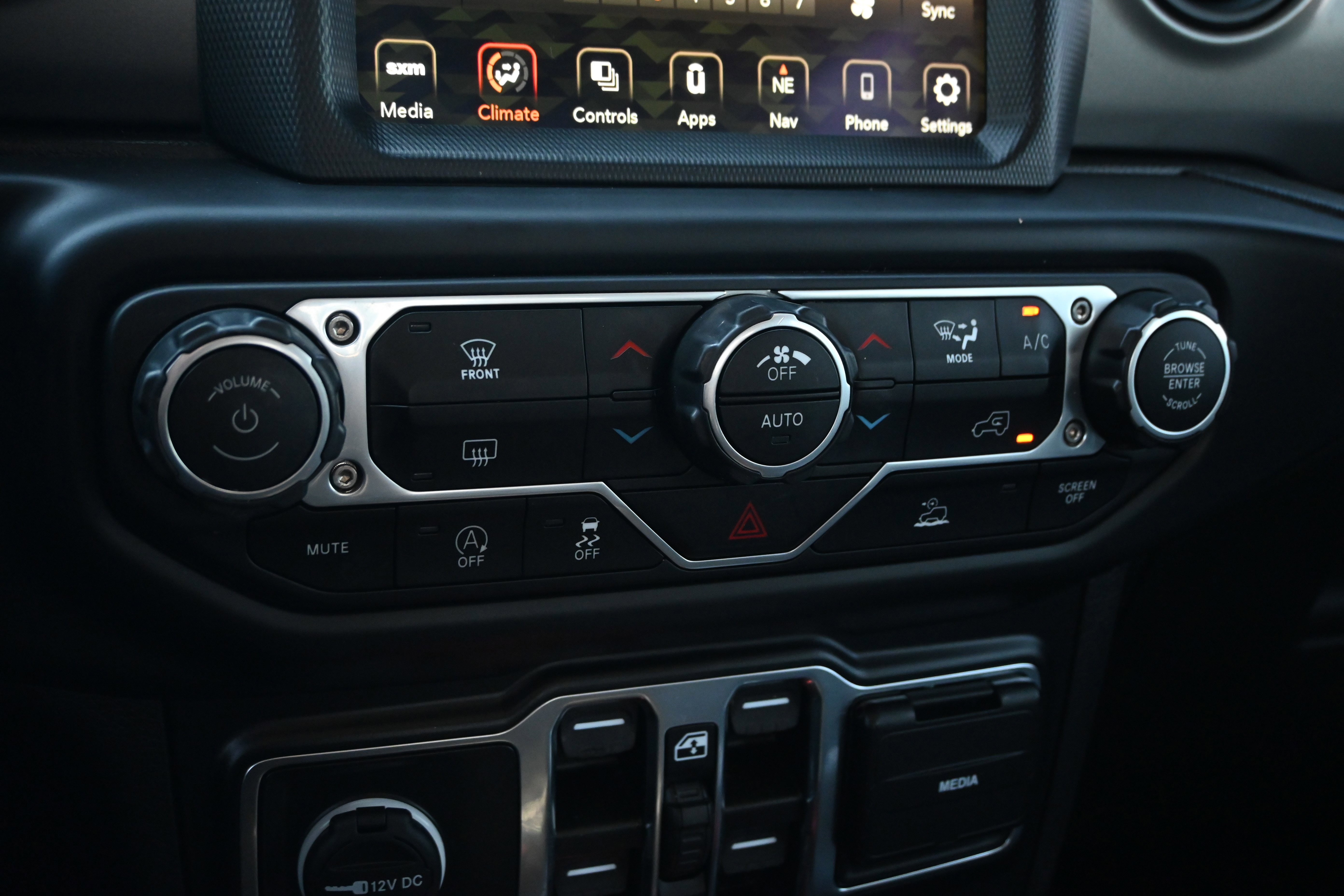 Used 2023 Jeep Gladiator Sport image 20