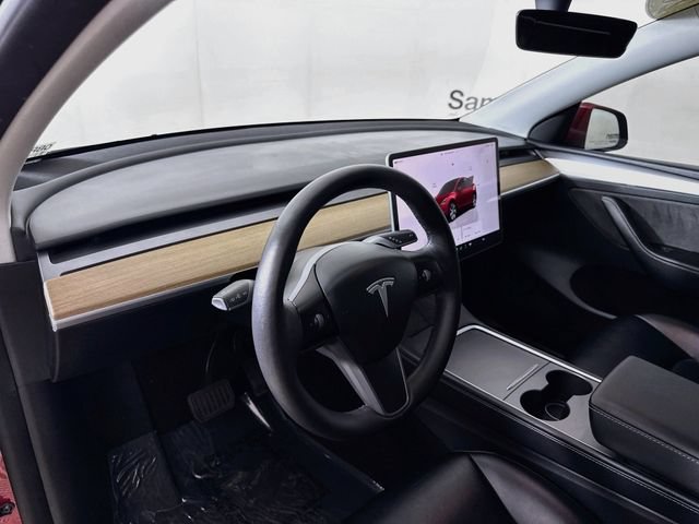 Used 2022 Tesla Model Y Long Range AWD/4WD image 10