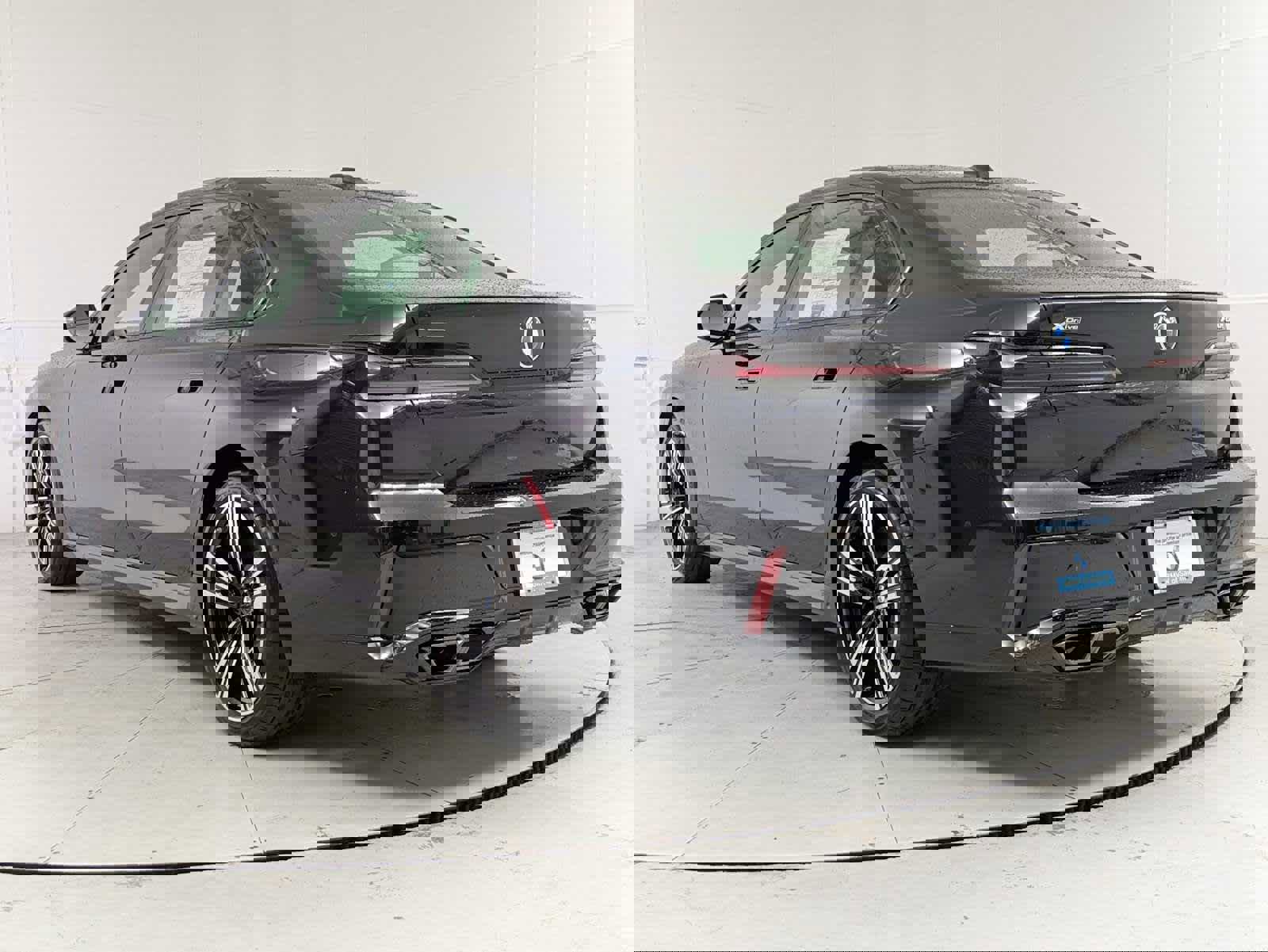 New 2025 BMW 760i xDrive w/ Executive Package image 4