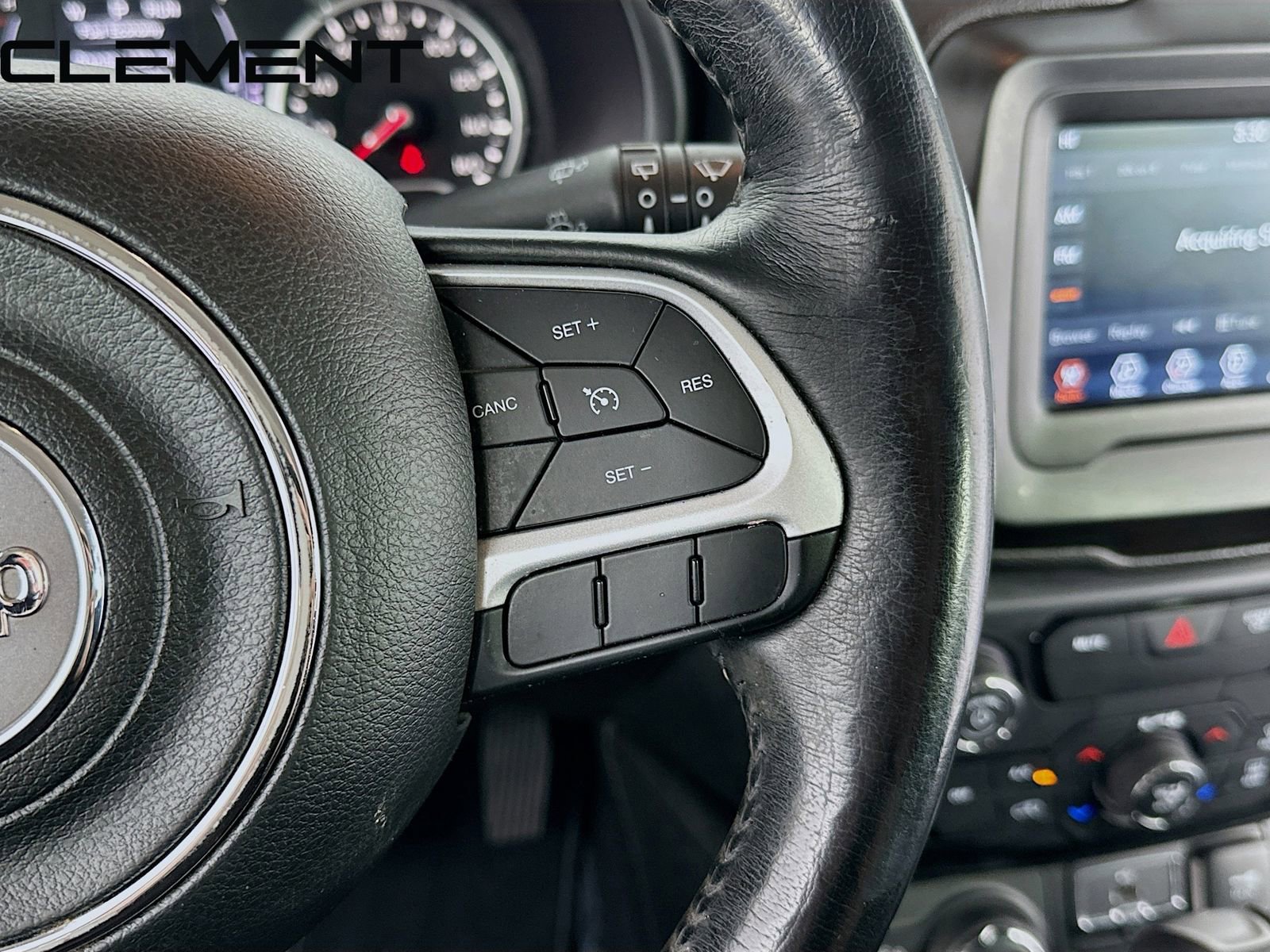 Used 2020 Jeep Renegade Latitude w/ Cold Weather Group AWD/4WD image 17