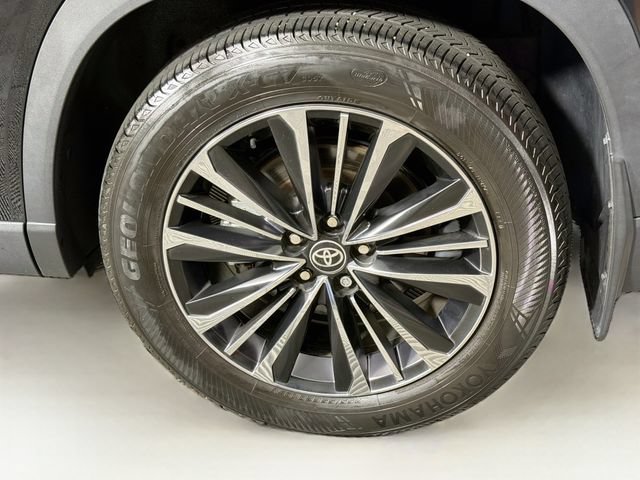 Used 2024 Toyota Grand Highlander AWD Hybrid image 39