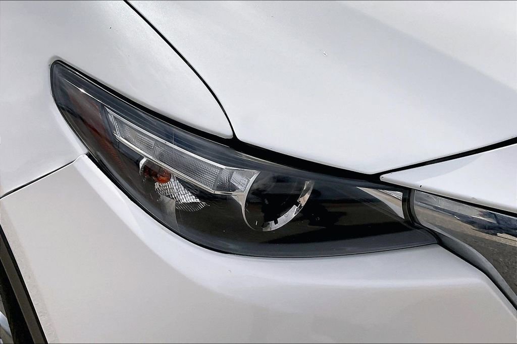 Used 2018 MAZDA CX-9 Touring image 33