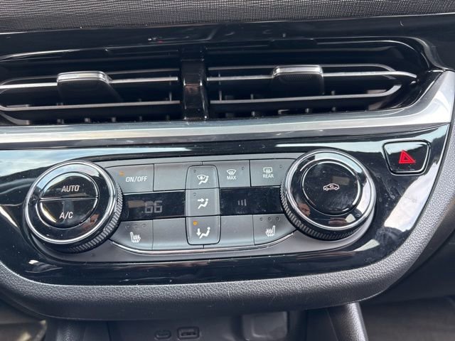 Used 2024 Buick Envista Sport Touring w/ Convenience I Package FWD image 19