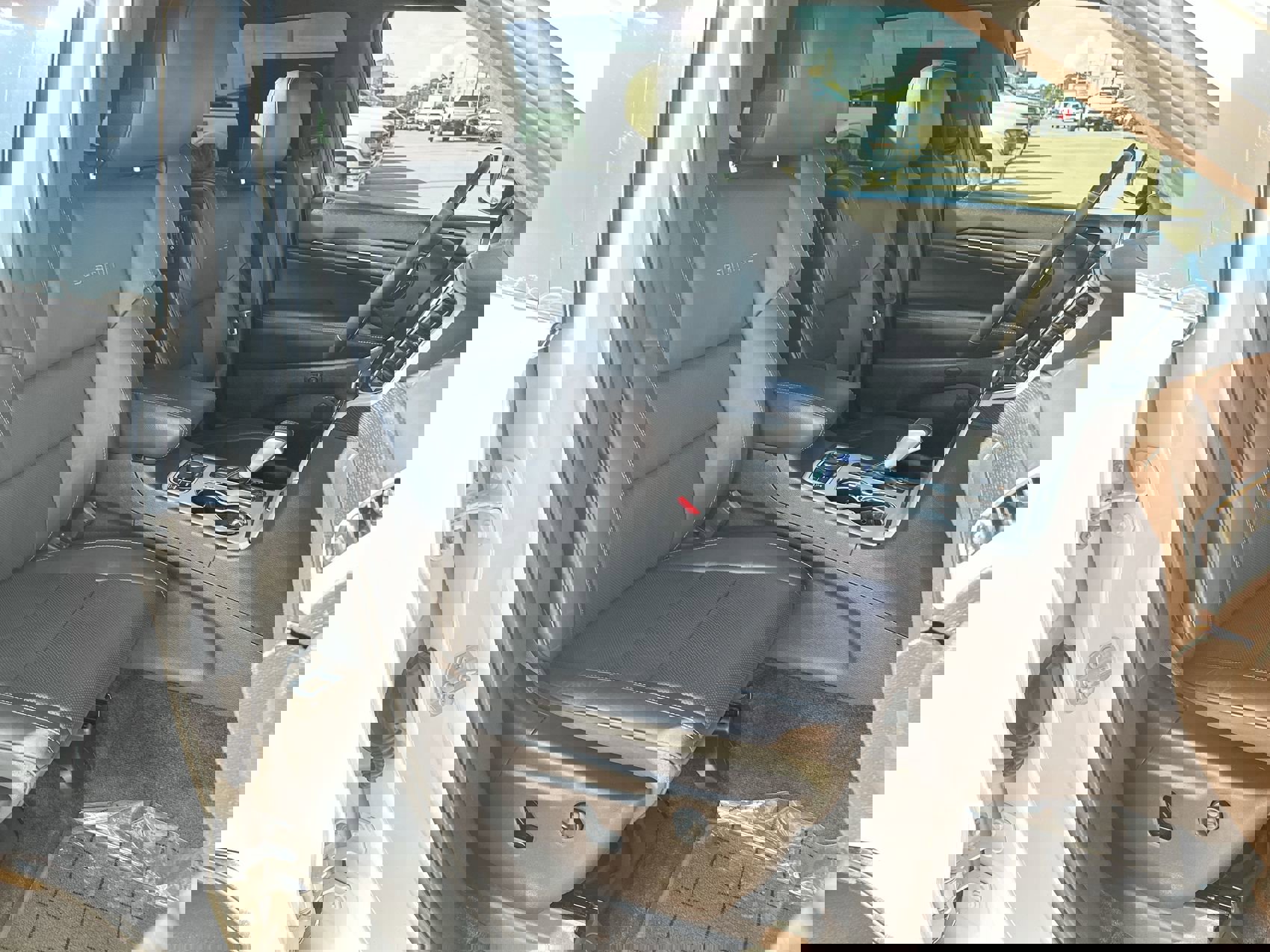 Used 2018 Jeep Grand Cherokee Summit image 25