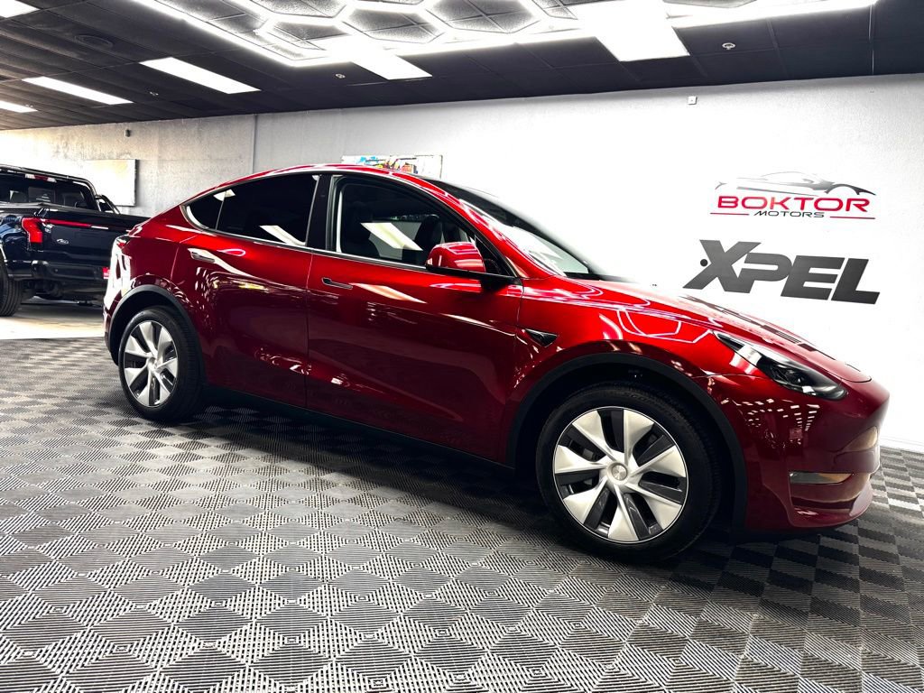 Used 2024 Tesla Model Y Long Range image 2