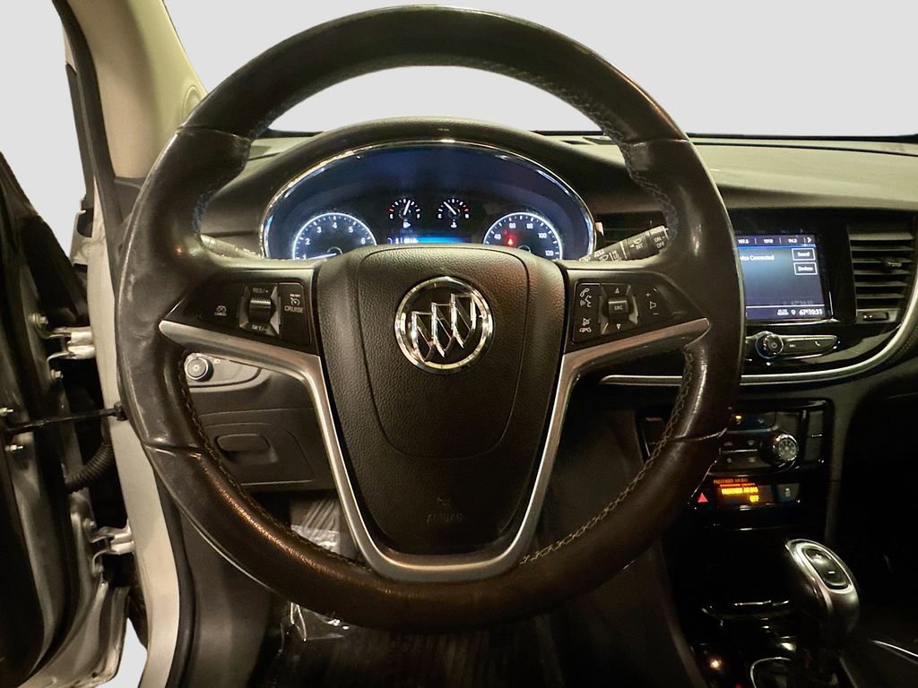 Used 2022 Buick Encore Preferred w/ Safety Package image 12