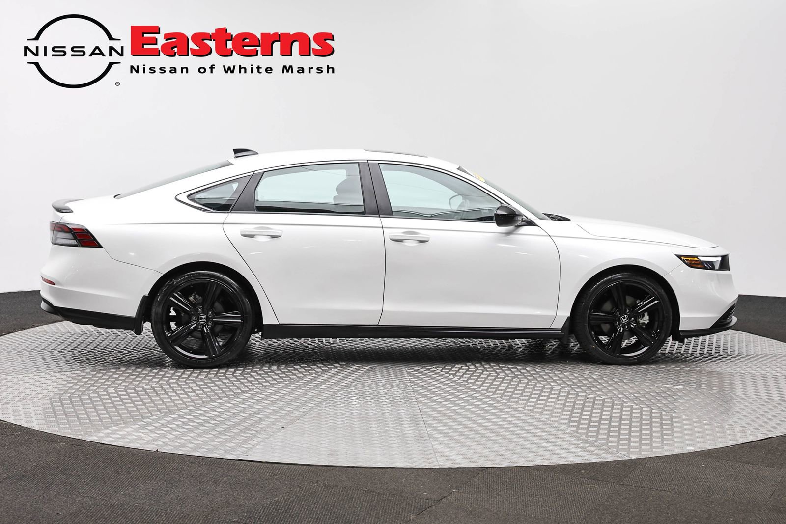Used 2024 Honda Accord Sport image 4