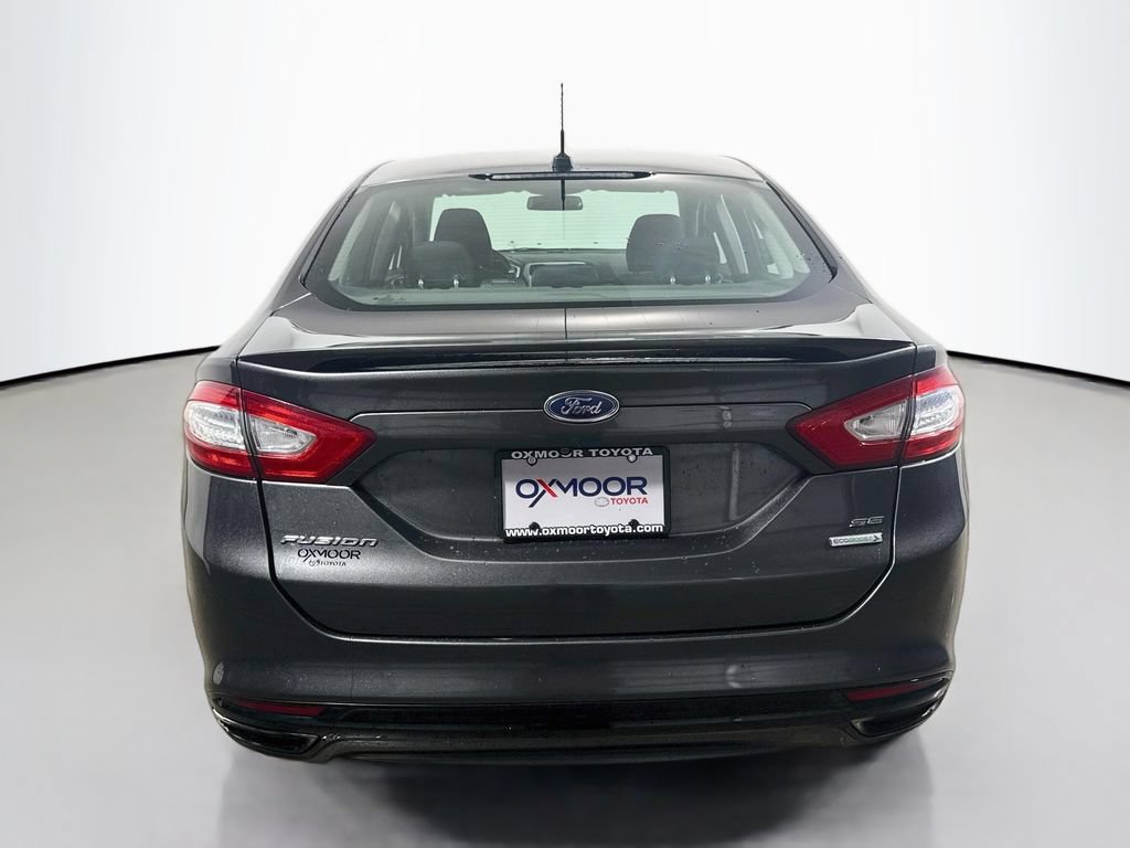 Used 2016 Ford Fusion SE w/ Equipment Group 201A FWD image 6