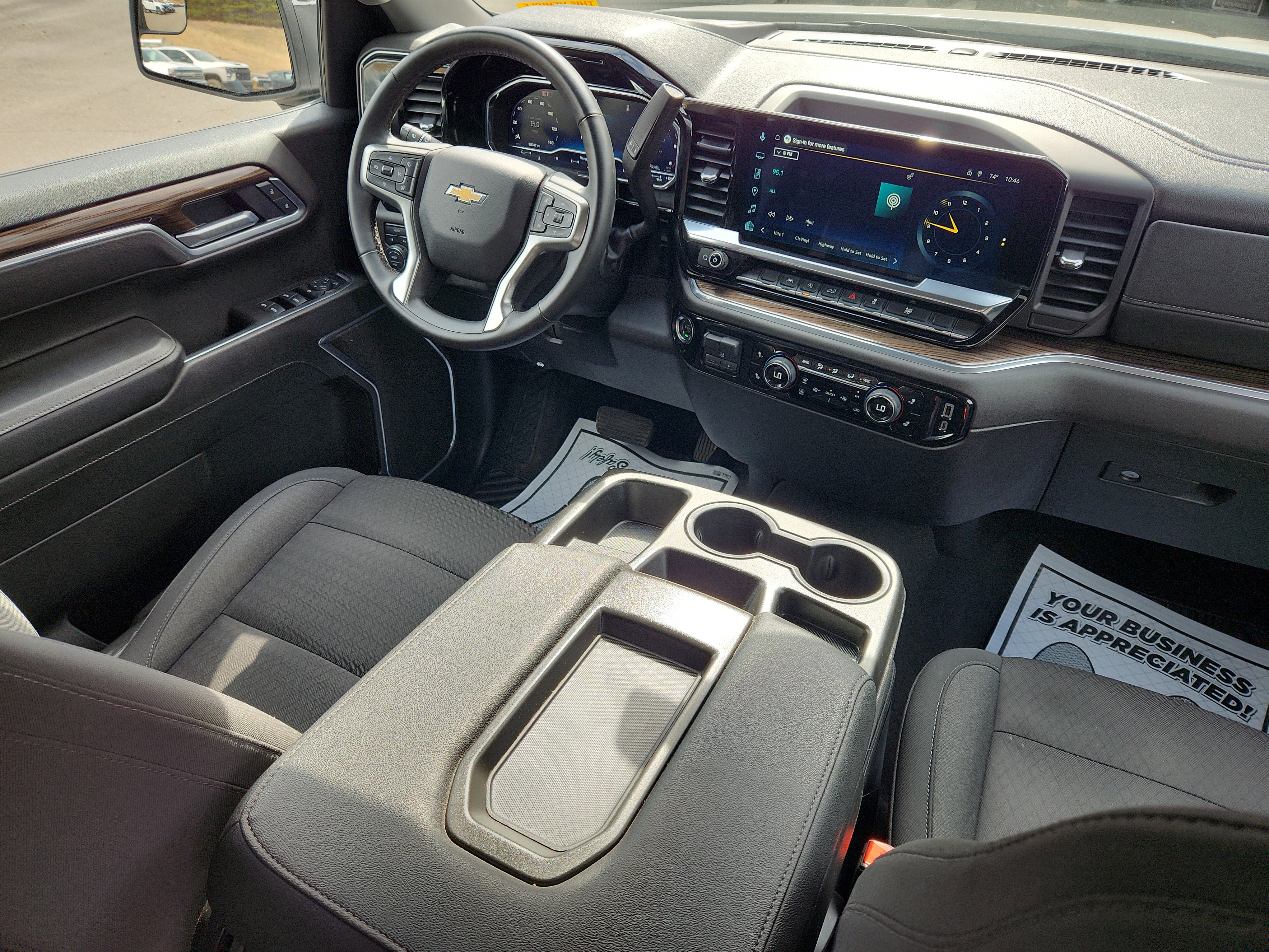 Used 2025 Chevrolet Silverado 1500 LT image 42