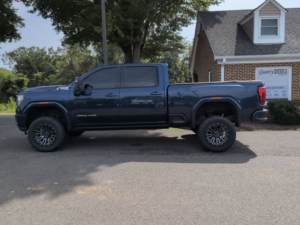 Used 2022 GMC Sierra 2500 AT4 w/ AT4 Premium Plus Package AWD/4WD image 4