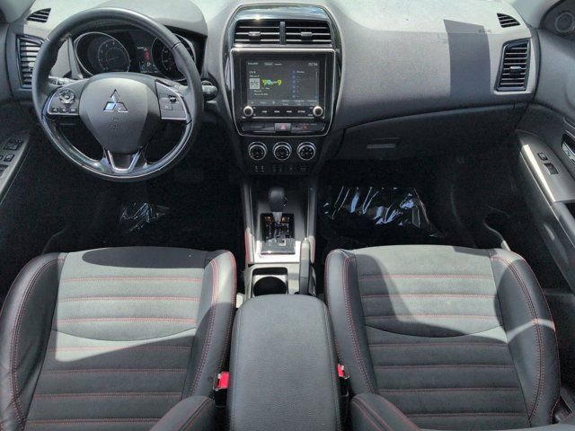 Used 2025 Mitsubishi Outlander Sport SE AWD/4WD image 25