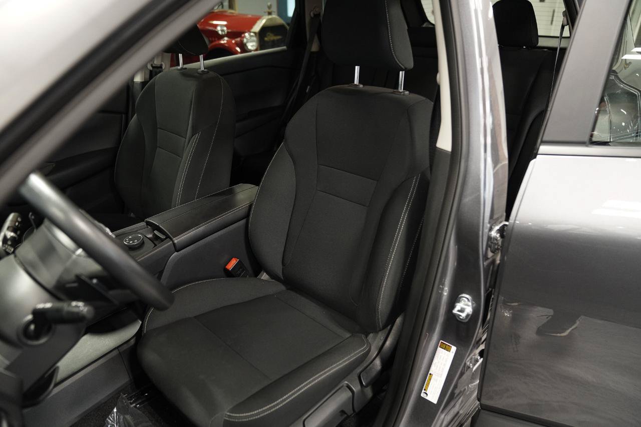 Used 2024 Nissan Rogue S AWD/4WD image 25