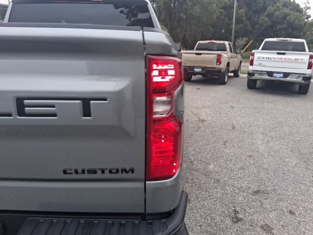 New 2026 Chevrolet Silverado 1500 Custom Trail Boss w/ Dark Appearance Package image 14