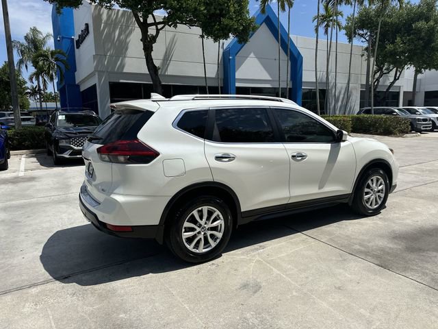 Used 2020 Nissan Rogue SV FWD image 35