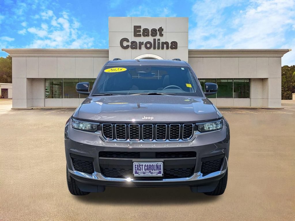 Used 2025 Jeep Grand Cherokee L Laredo w/ Luxury Tech Group I AWD/4WD image 8