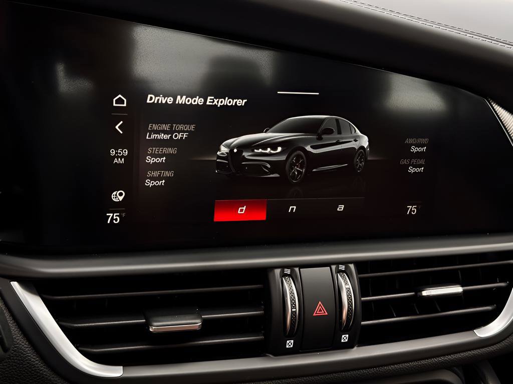 Used 2024 Alfa Romeo Giulia Ti image 11