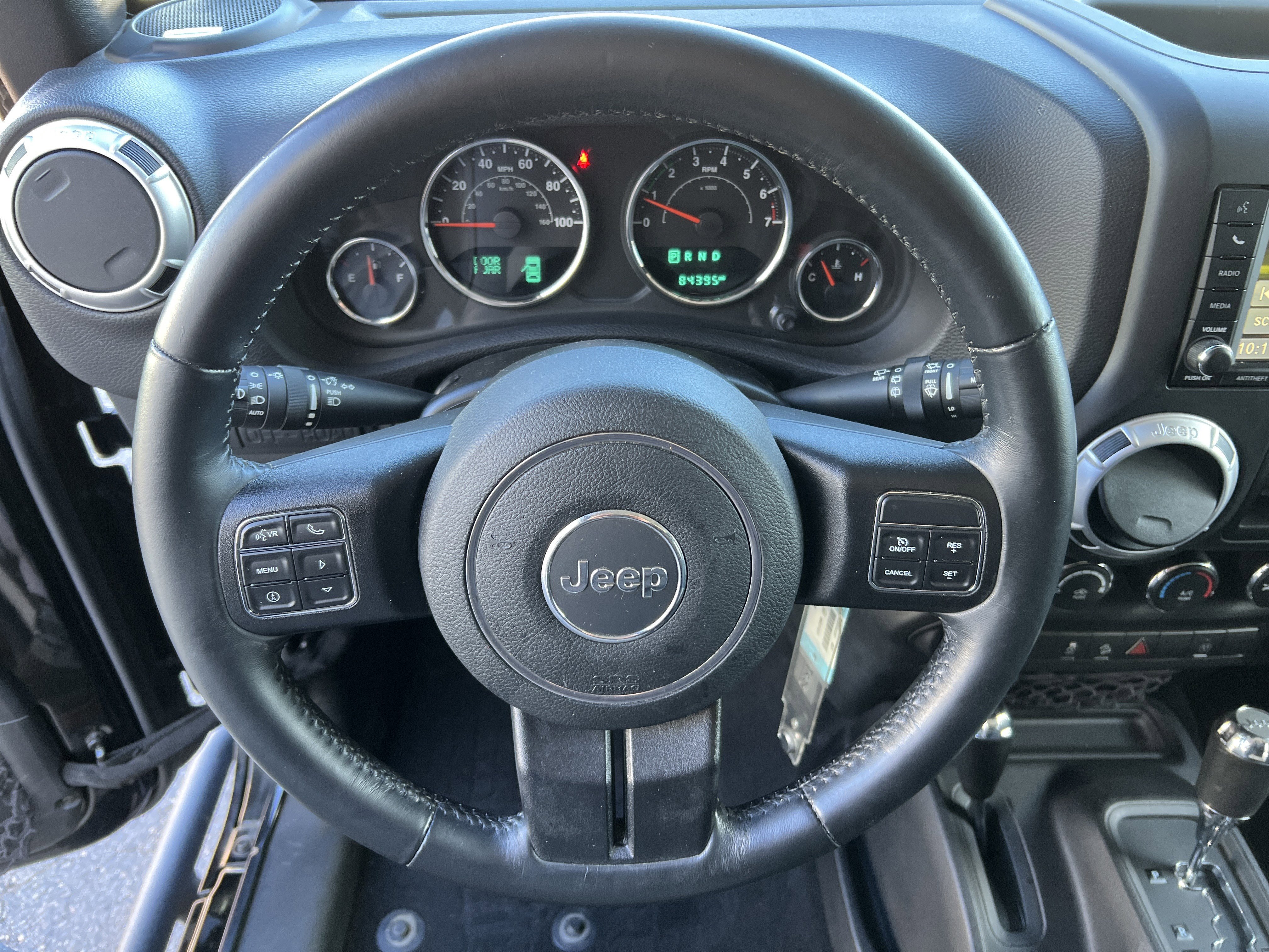 Used 2016 Jeep Wrangler Unlimited Rubicon w/ Connectivity Group image 6