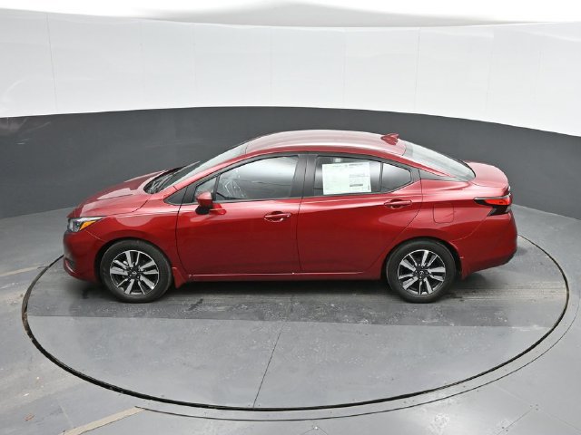 Used 2025 Nissan Versa SV w/ Trunk Package FWD image 41