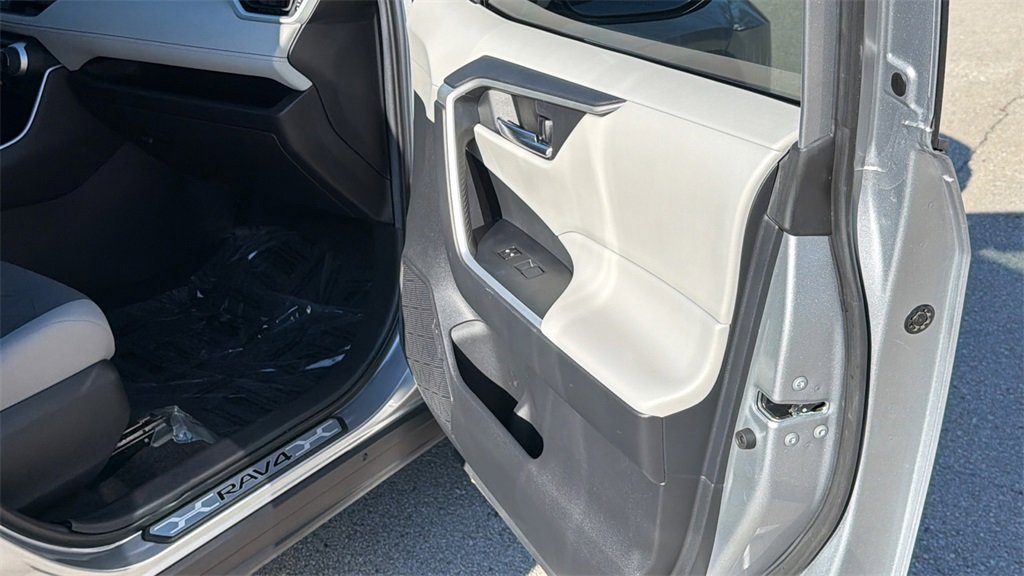 Certified 2021 Toyota RAV4 XLE image 44